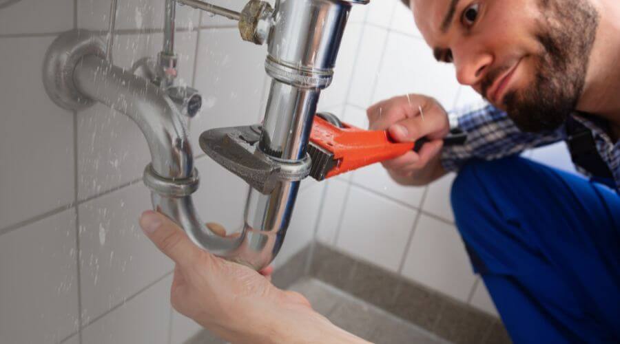 Professional same day plumber services in Irvine, CA